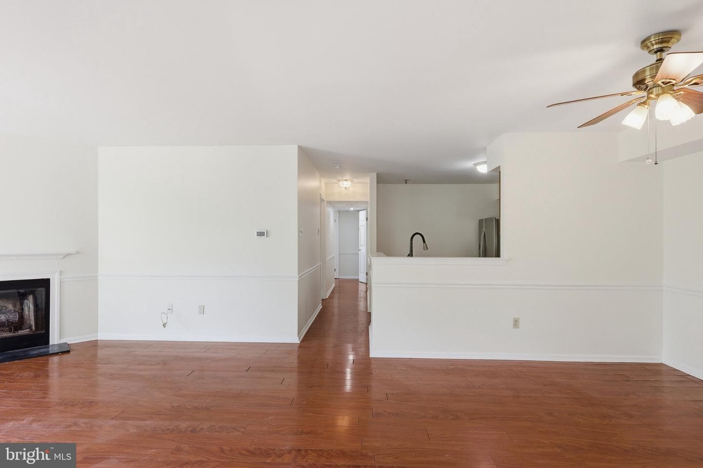 225 Windsor Court #225 photo 8