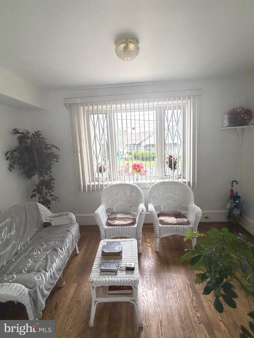 463 Burmont Road photo 14