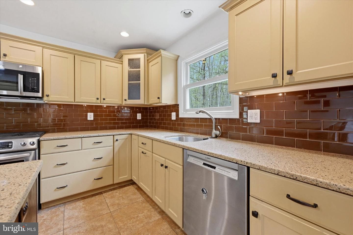 1010 Nicole Drive photo 21