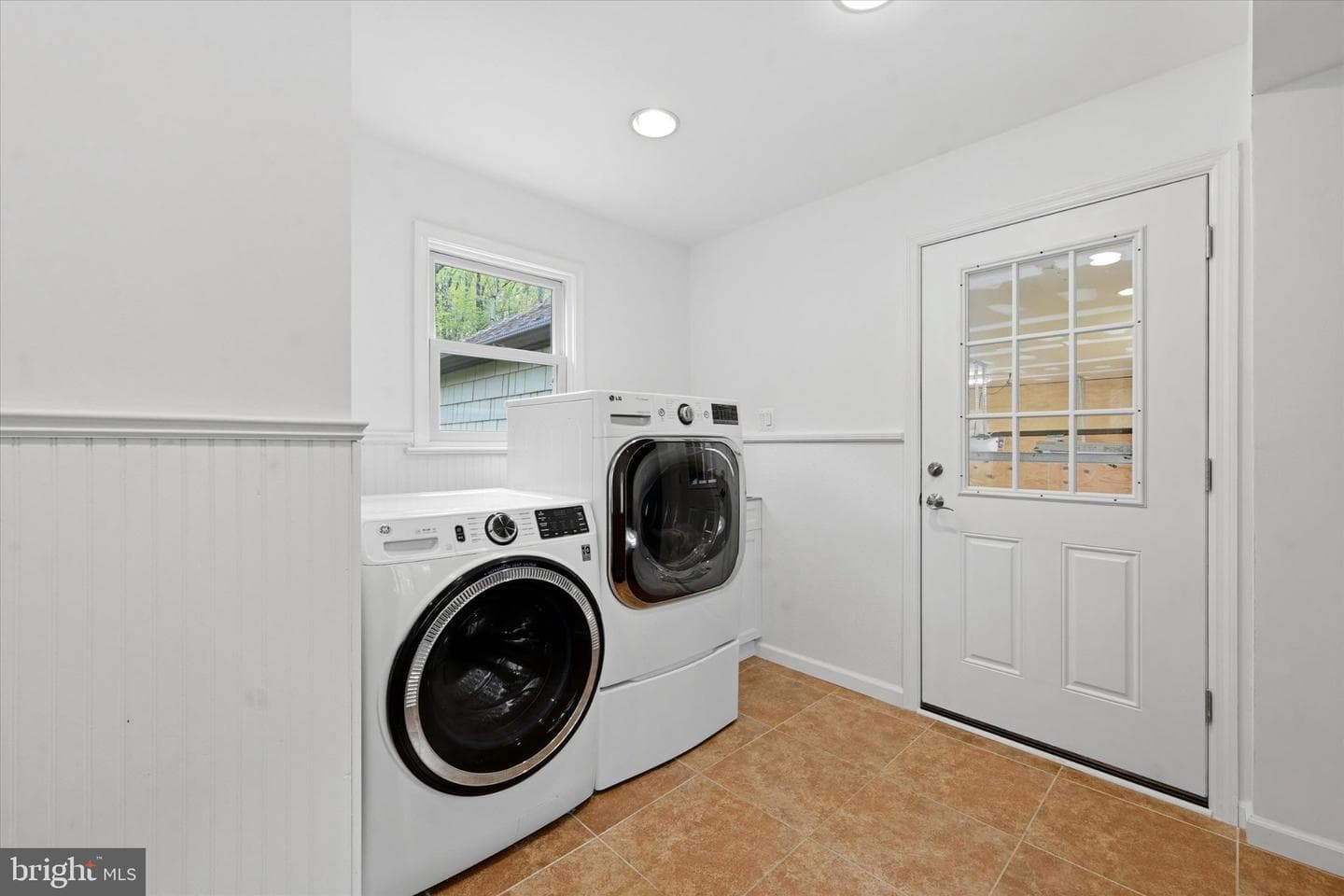 1010 Nicole Drive photo 24