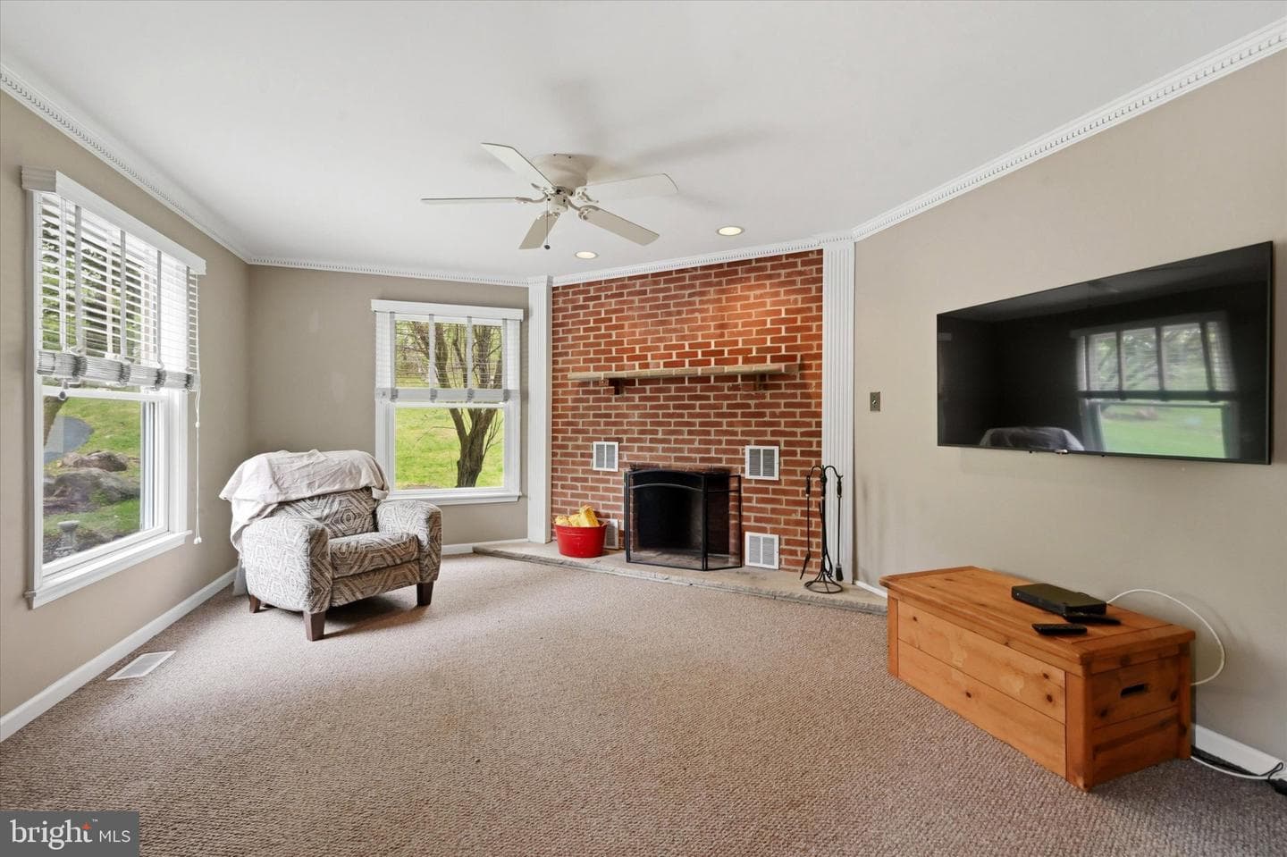 1010 Nicole Drive photo 6