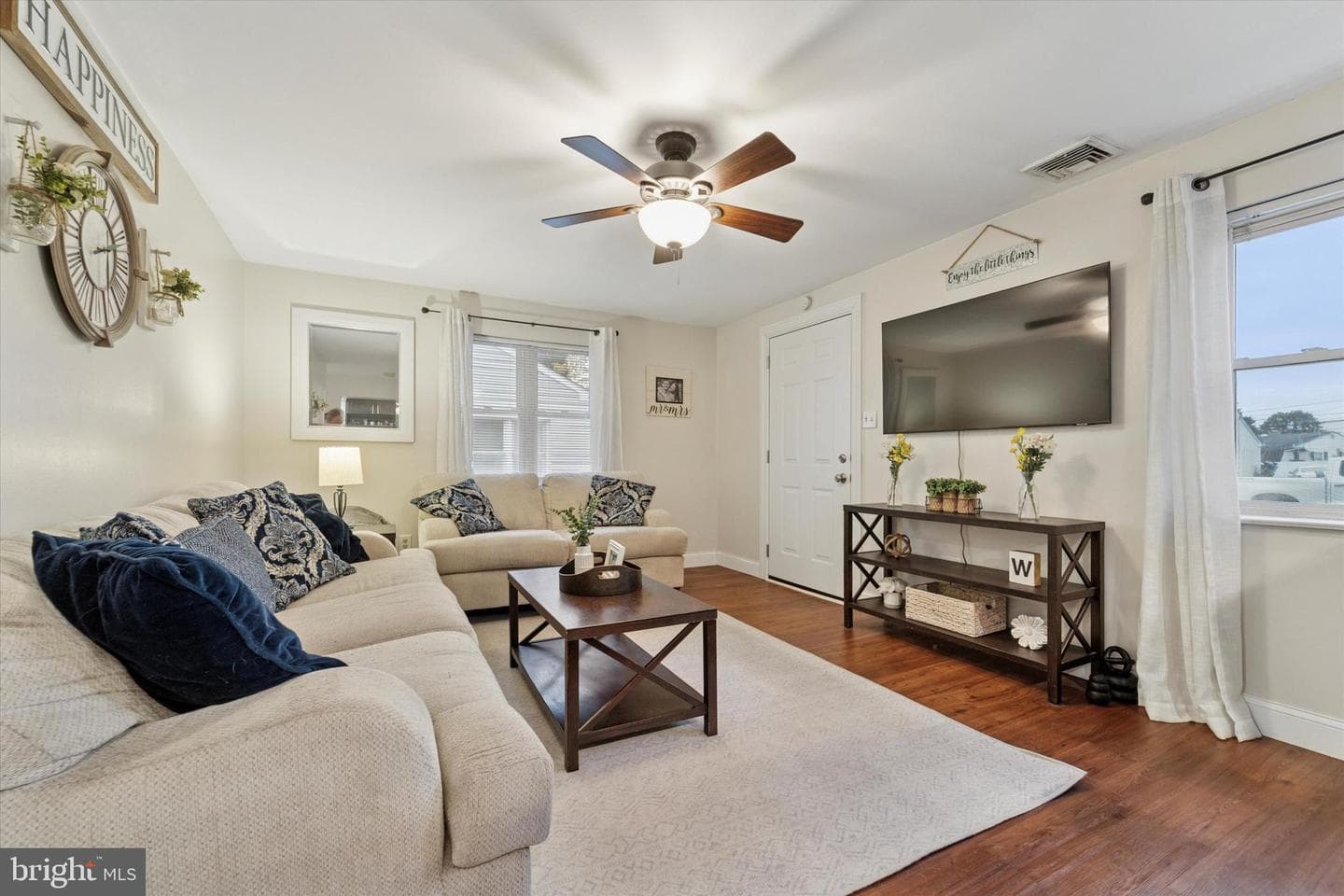 68 Florence Avenue photo 3