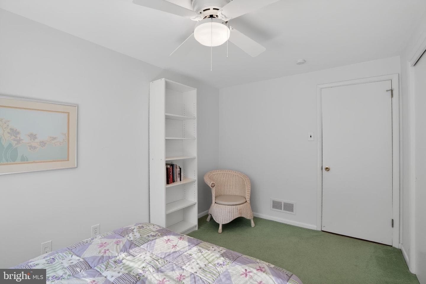 307 Colonial Drive photo 25