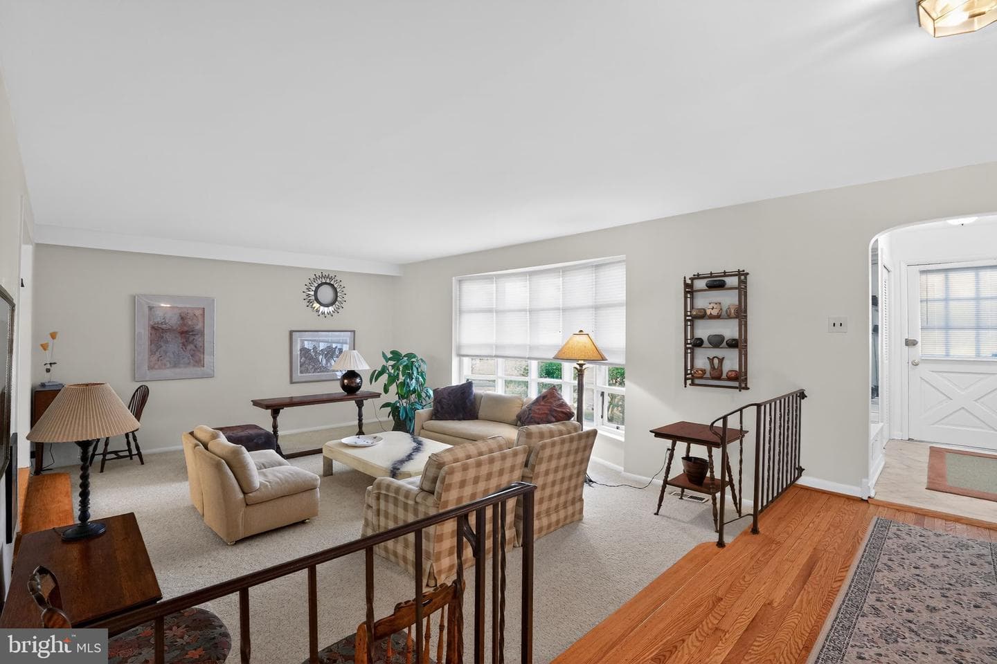 307 Colonial Drive photo 3