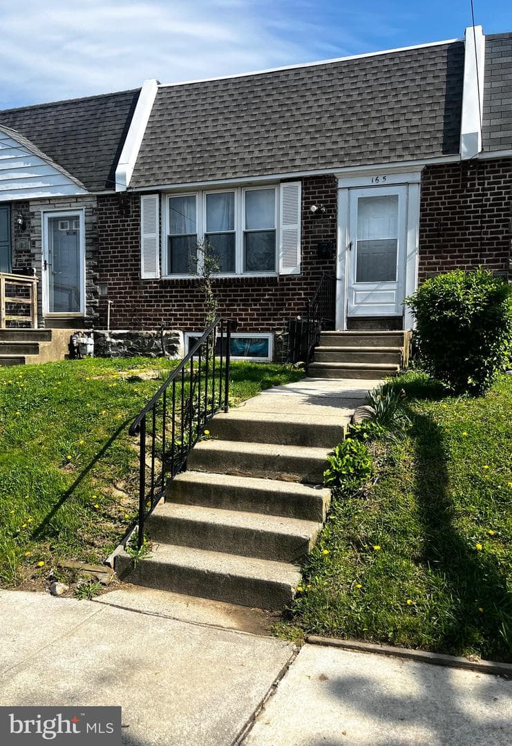 165 Ervin Avenue