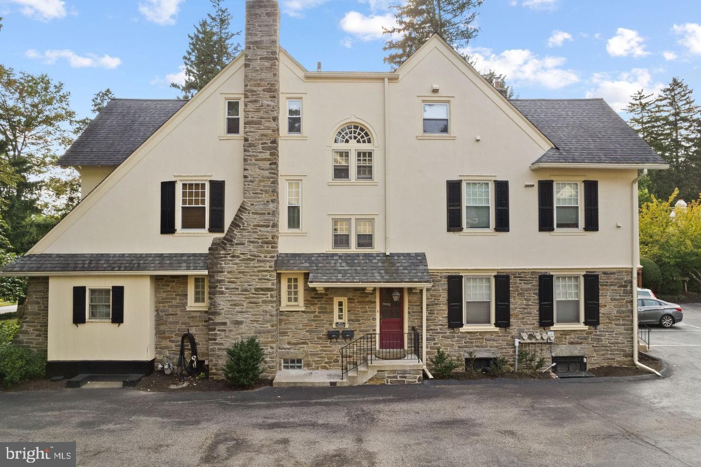 118 Montrose Avenue #c photo 21