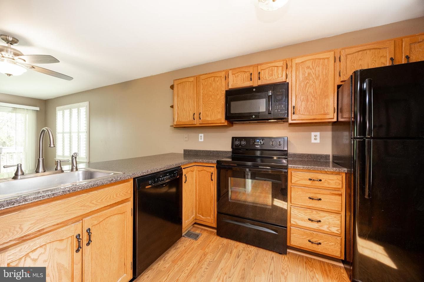 360 Cashel Court #360 photo 4