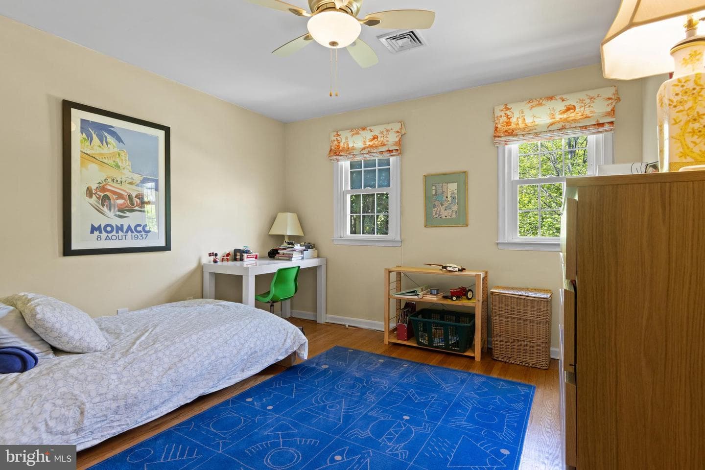 230 E Beechtree Lane photo 44