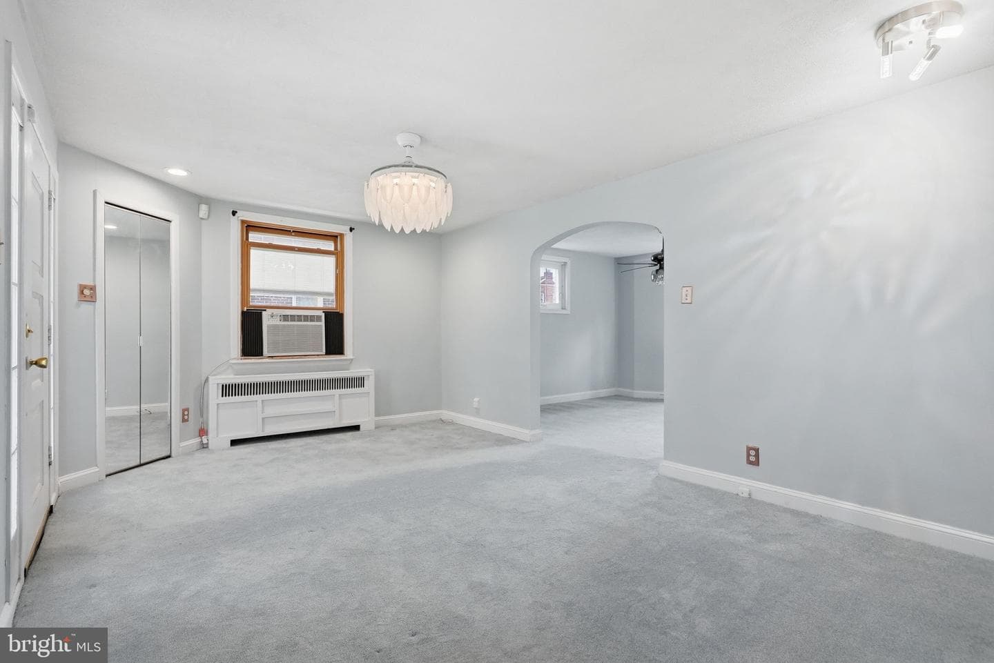333 E Magnolia Avenue photo 6