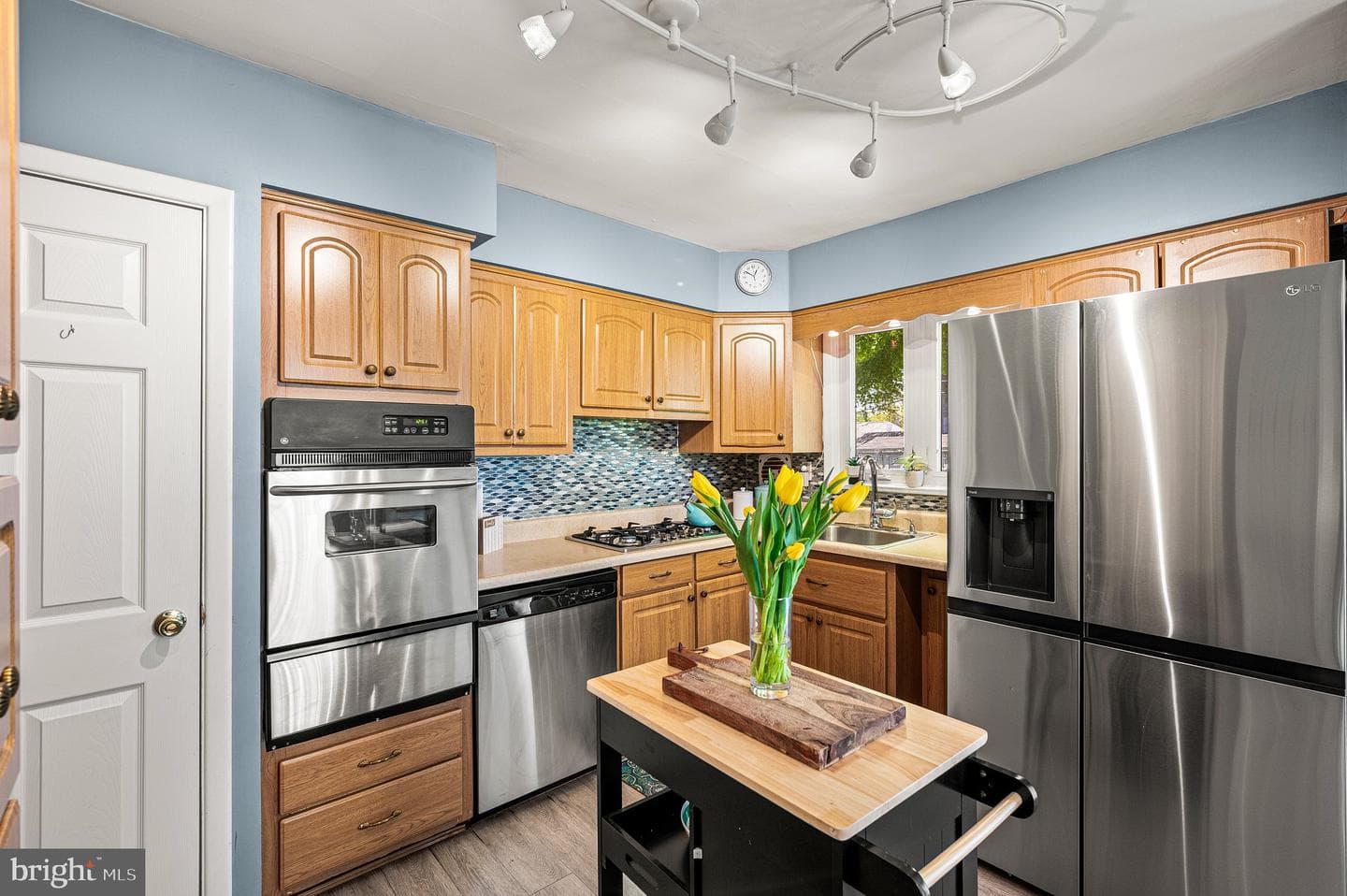 234 Talbot Drive photo 8