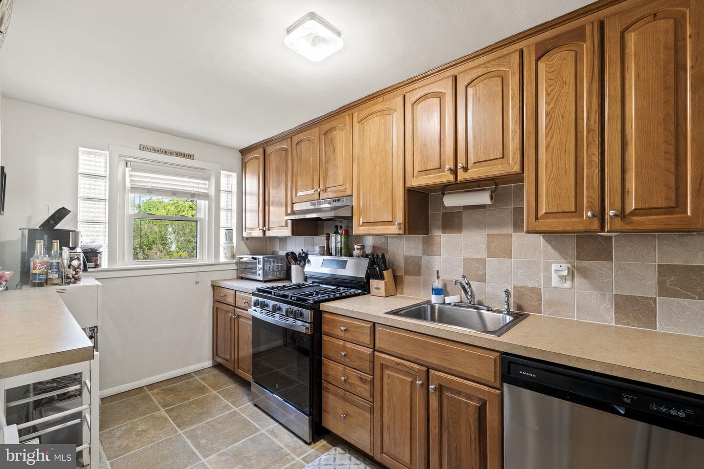 337 Abbey Terrace photo 7