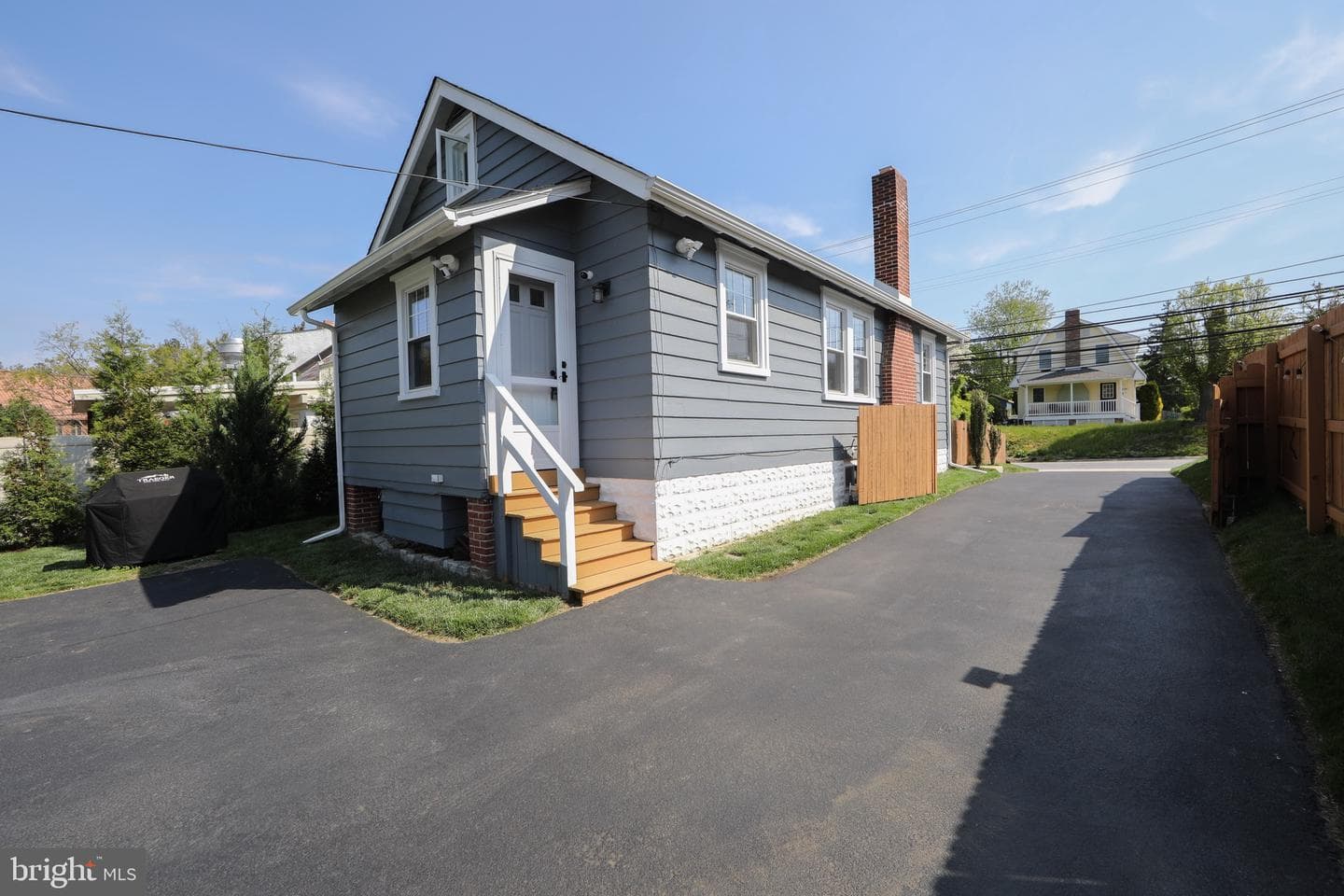 1028 N Providence Road photo 43