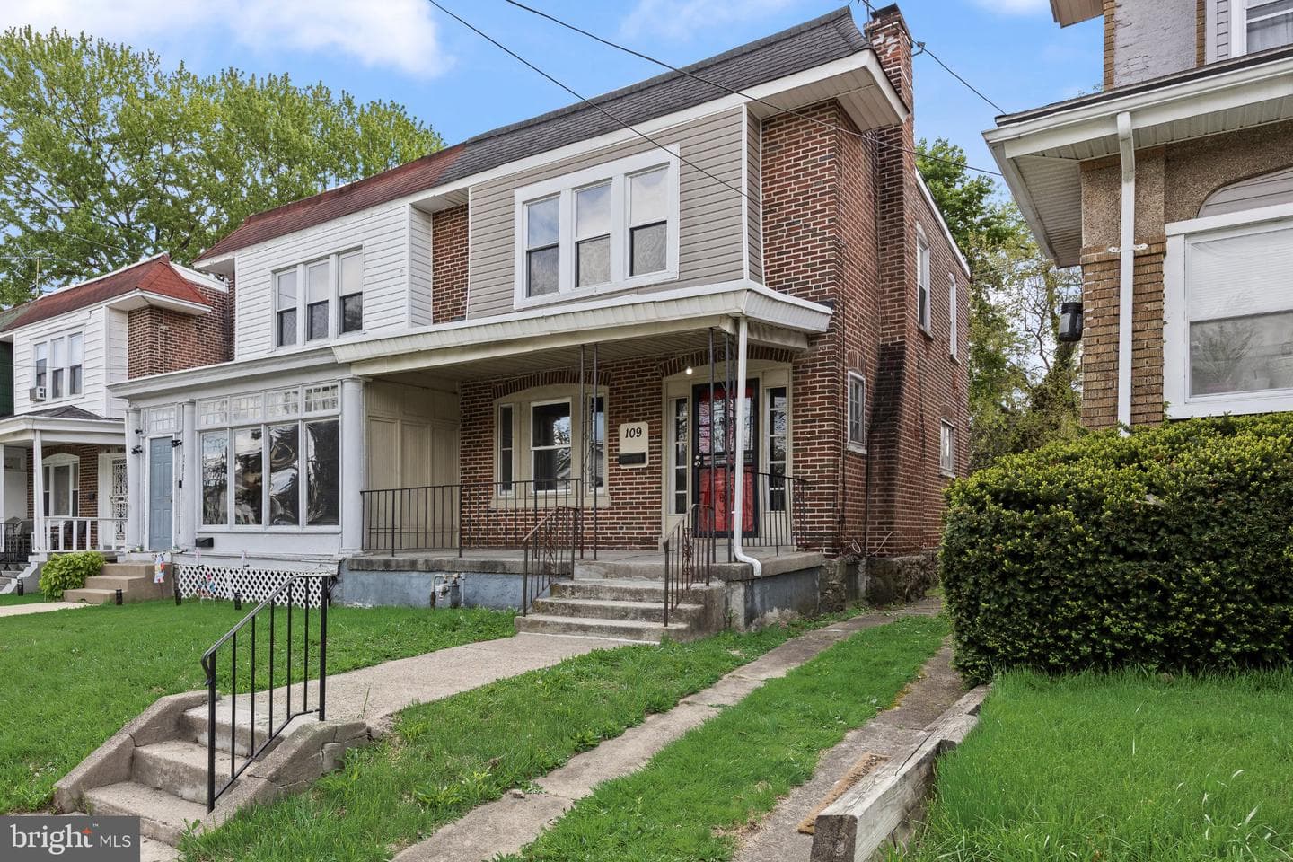 109 E 24th Street photo 3