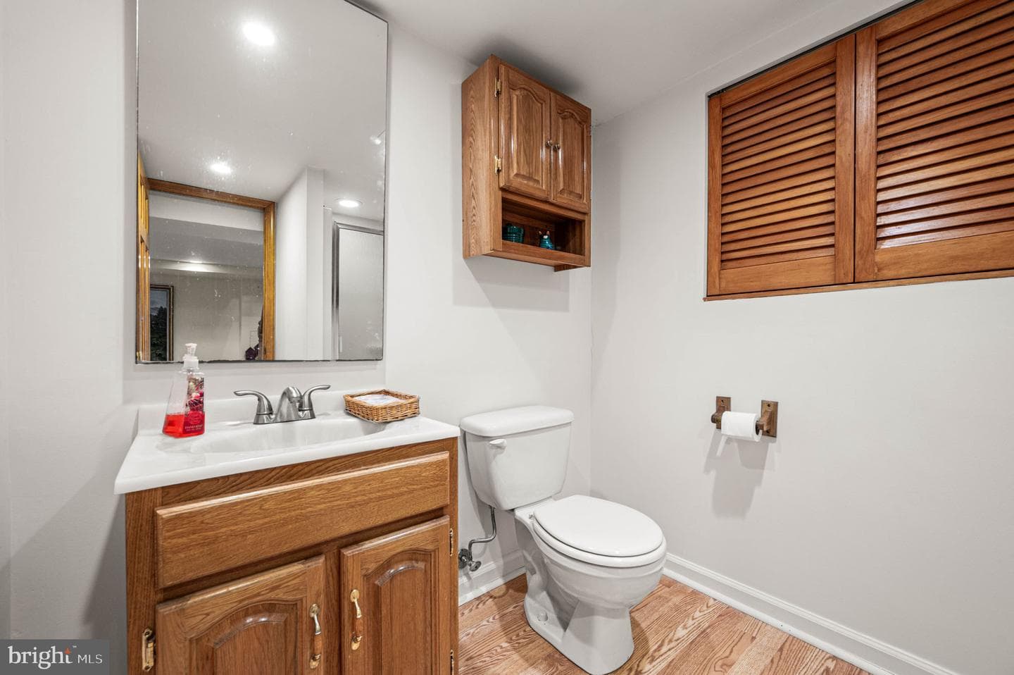 481 Maplewood Road photo 25
