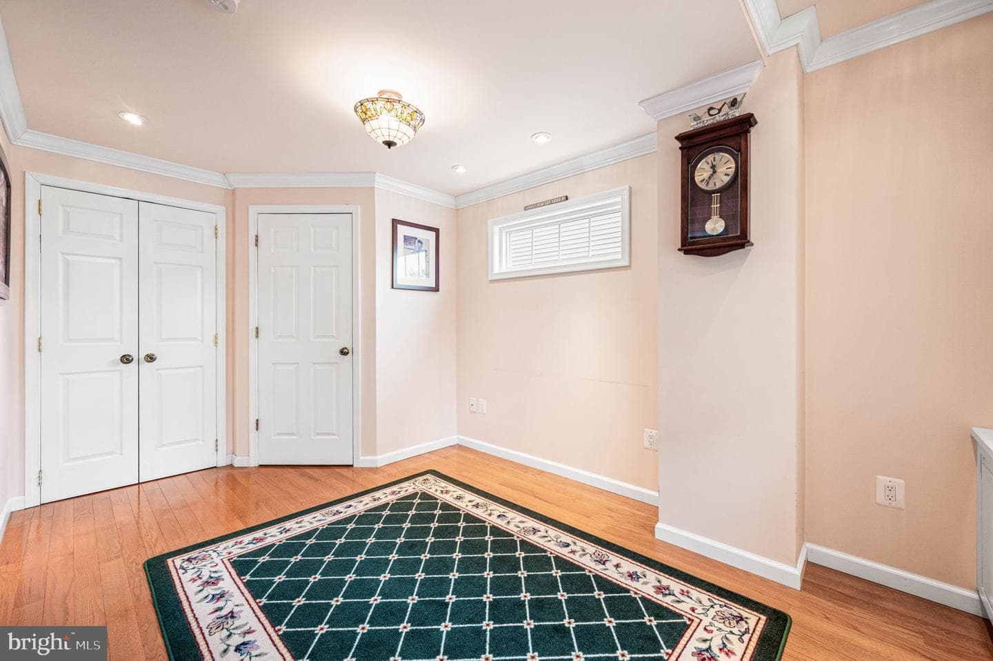 481 Maplewood Road photo 5