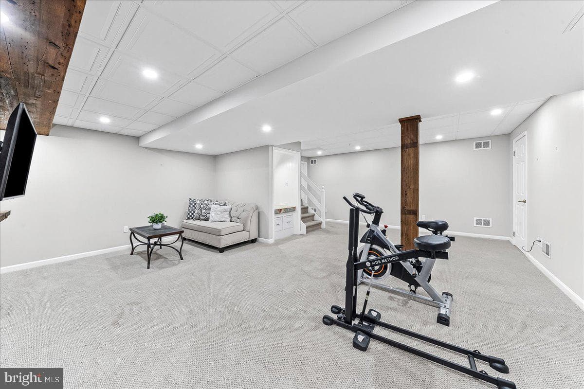 252 Highland Avenue photo 28