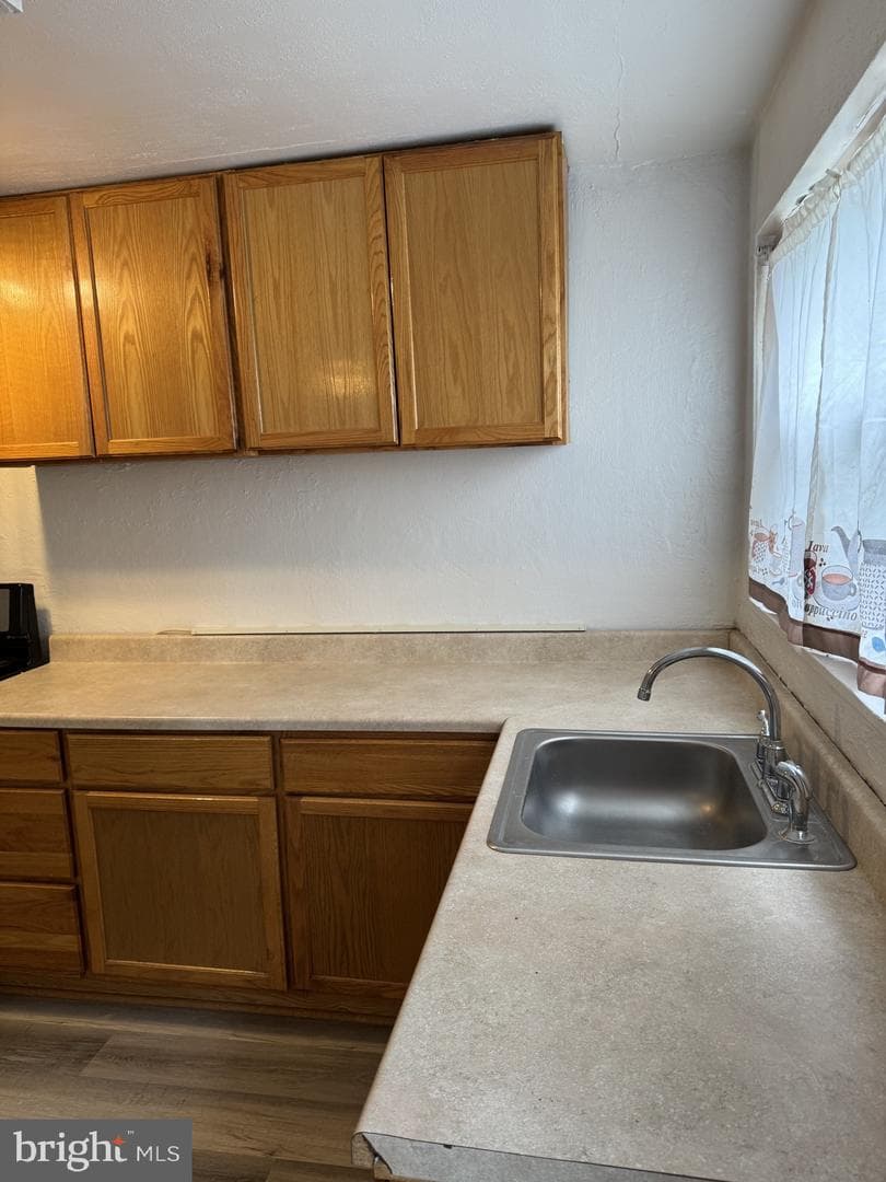 927 Grant Road photo 7