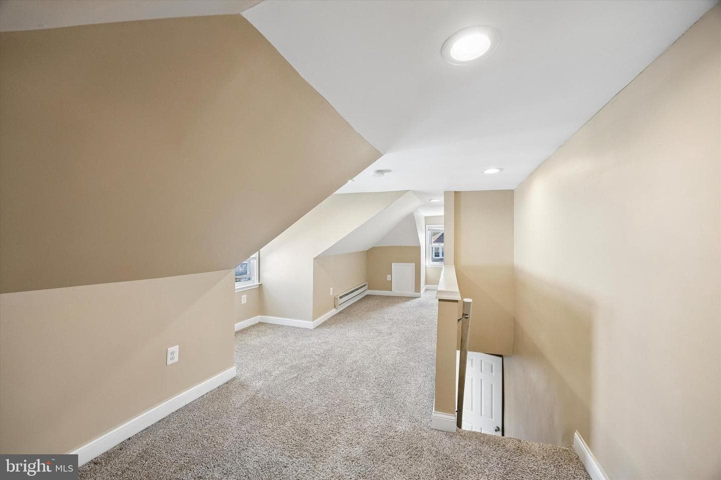 524 Orchard Avenue photo 12