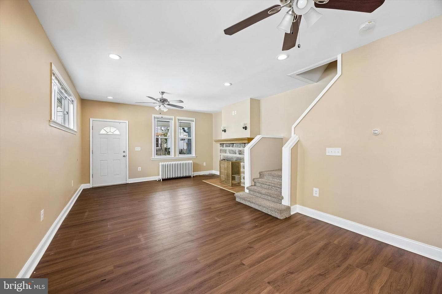 524 Orchard Avenue photo 5