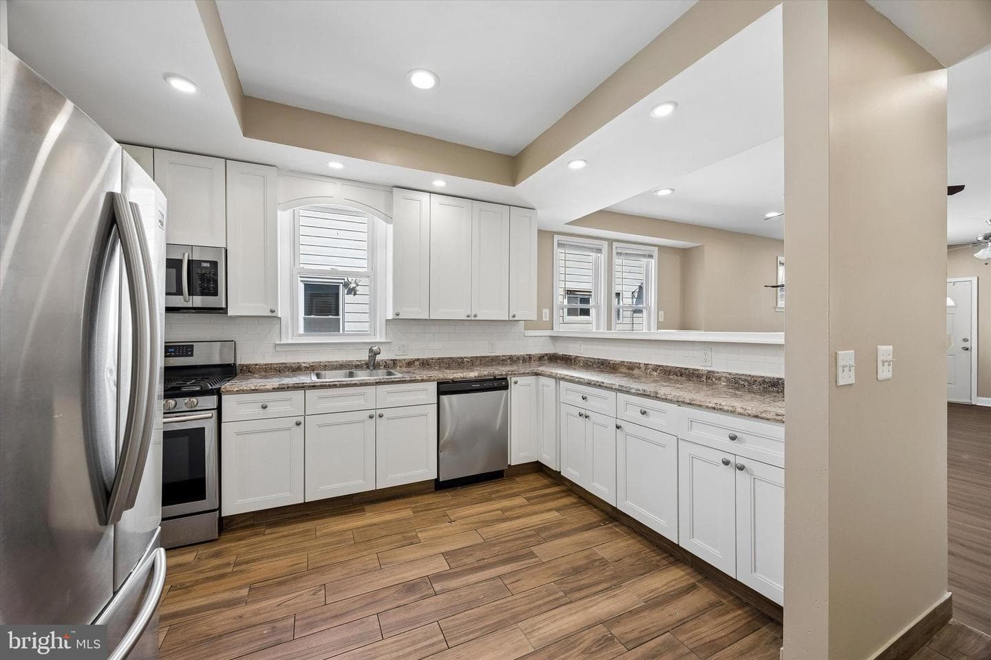524 Orchard Avenue photo 7