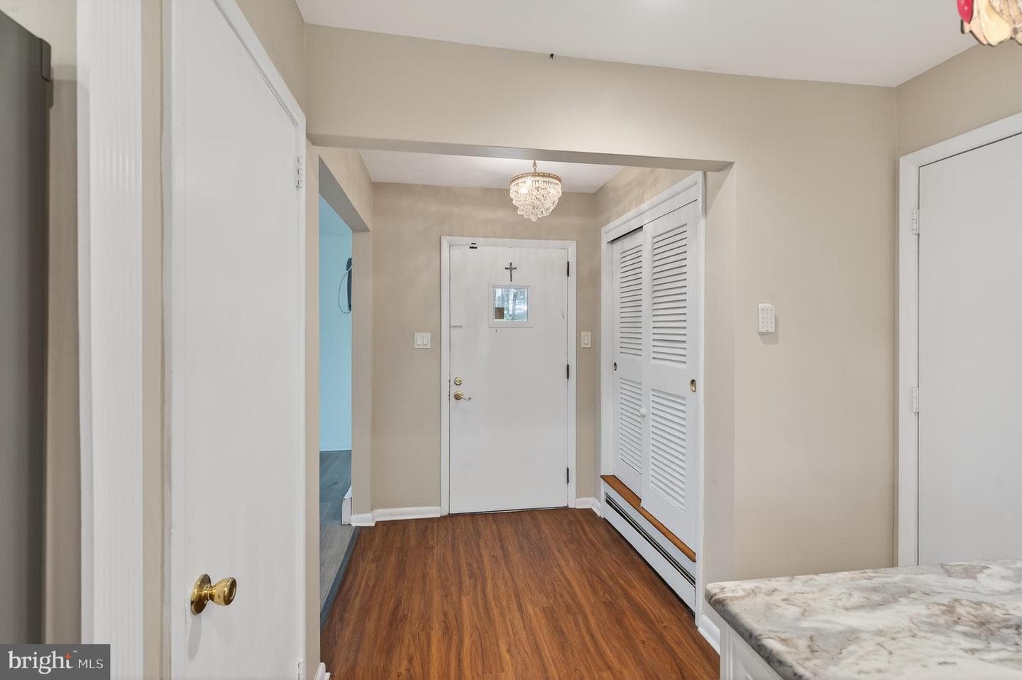 454 Kirk Lane photo 17