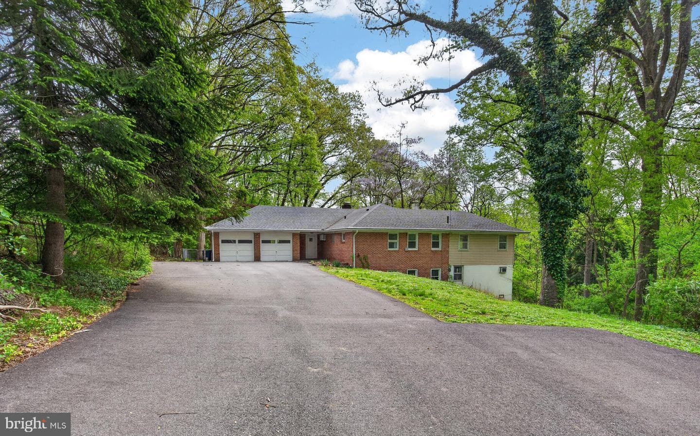 454 Kirk Lane photo 42