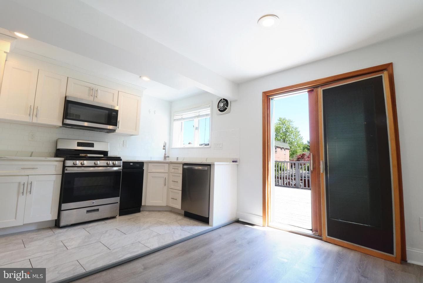 765 Bennington Road photo 12