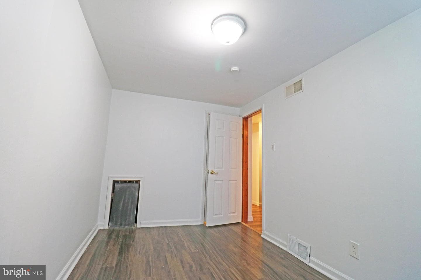 765 Bennington Road photo 23