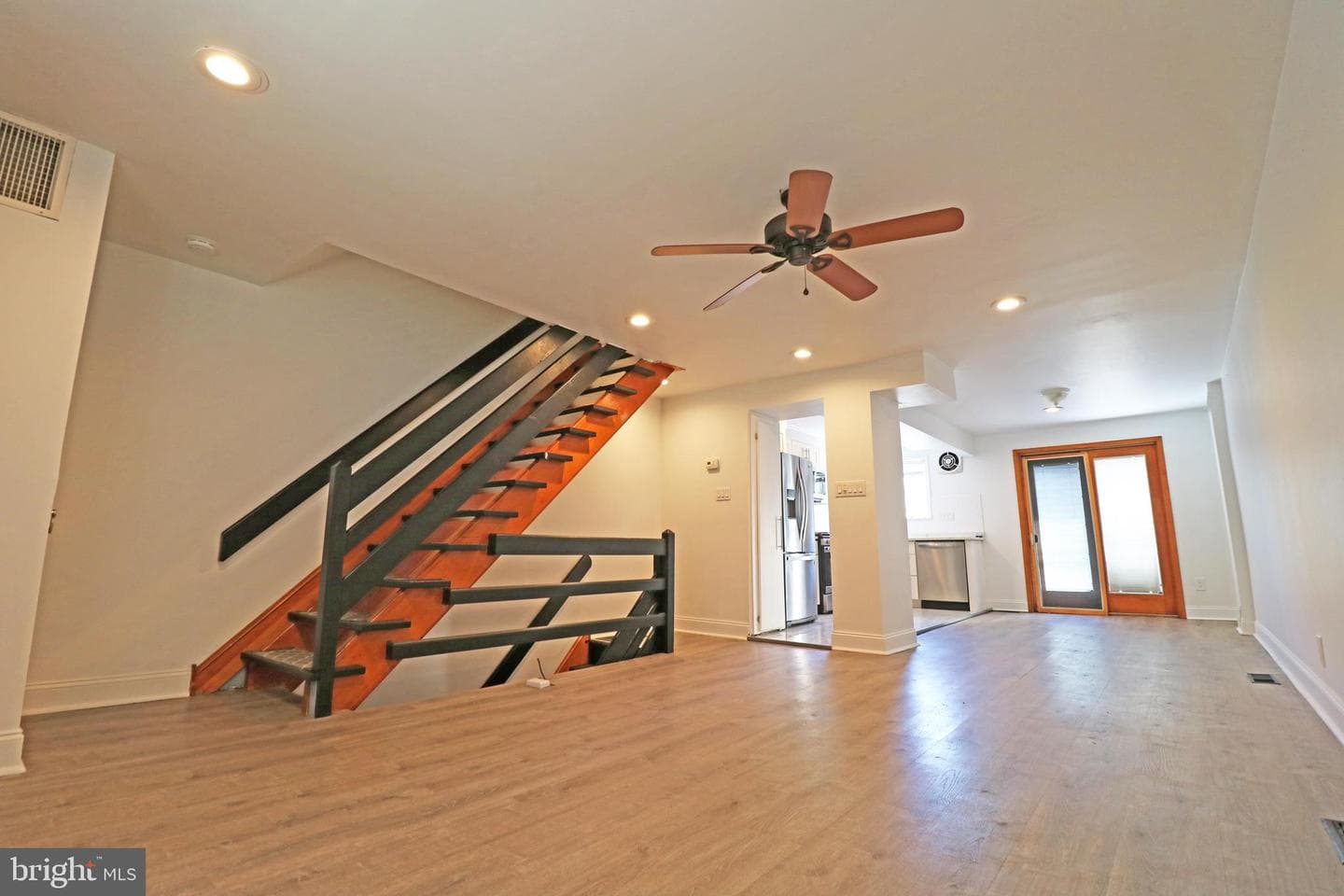 765 Bennington Road photo 9