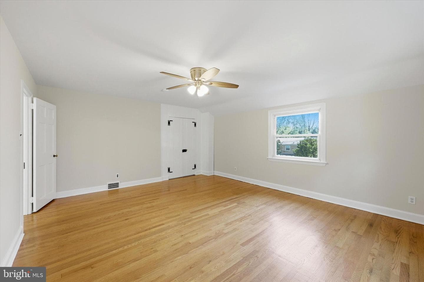 143 Bryn Mawr Avenue photo 23