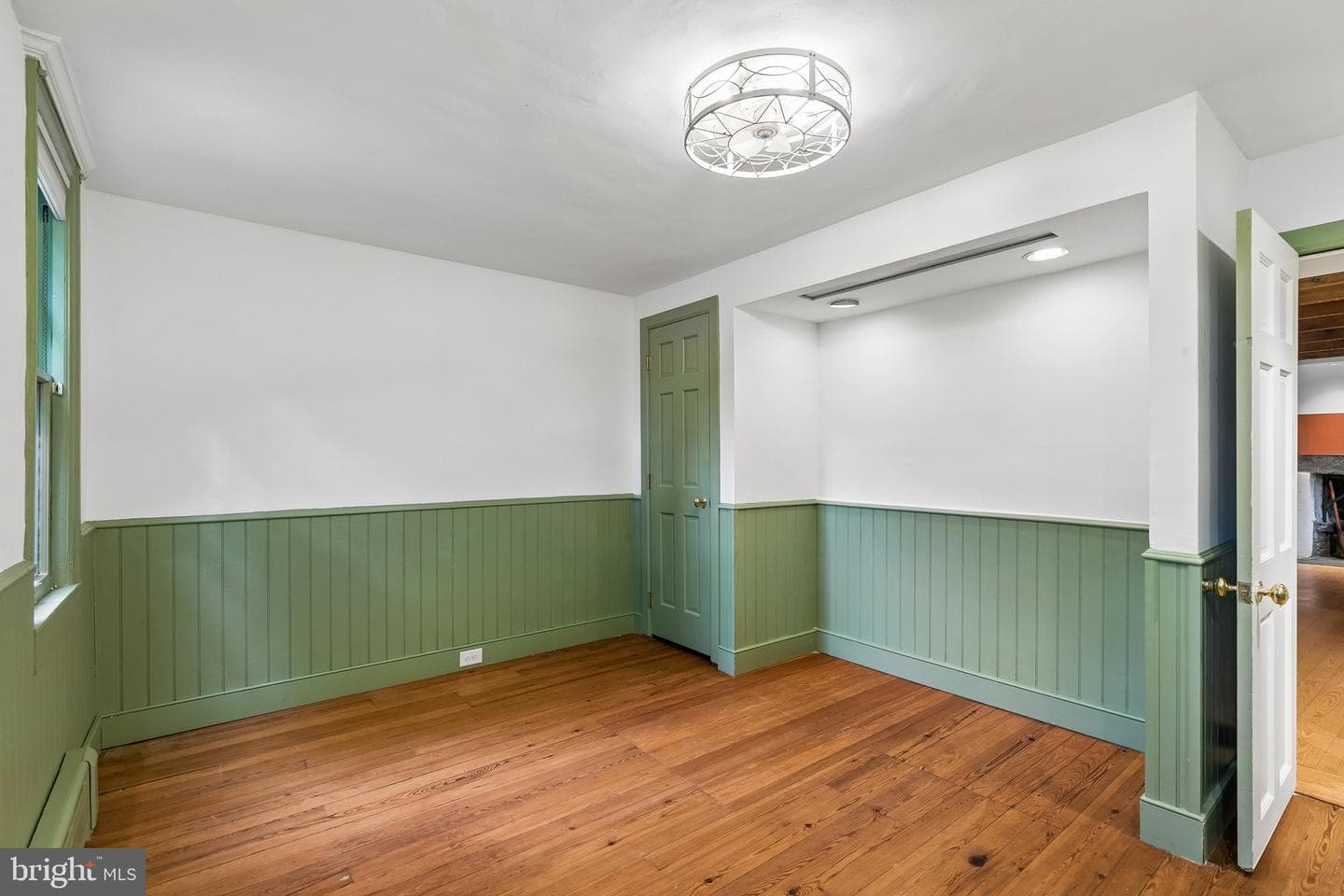 1139 Fairview Road photo 13