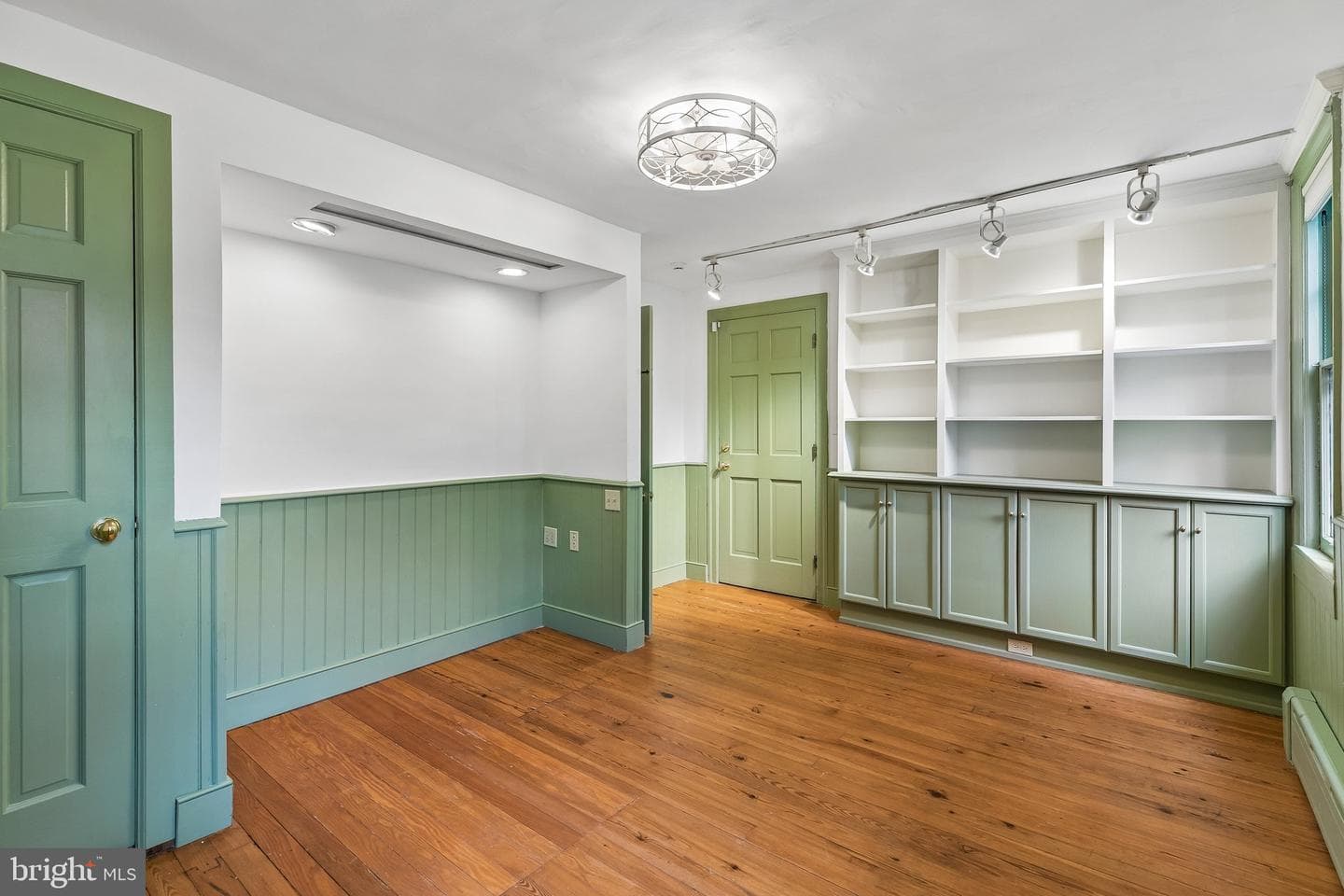 1139 Fairview Road photo 14
