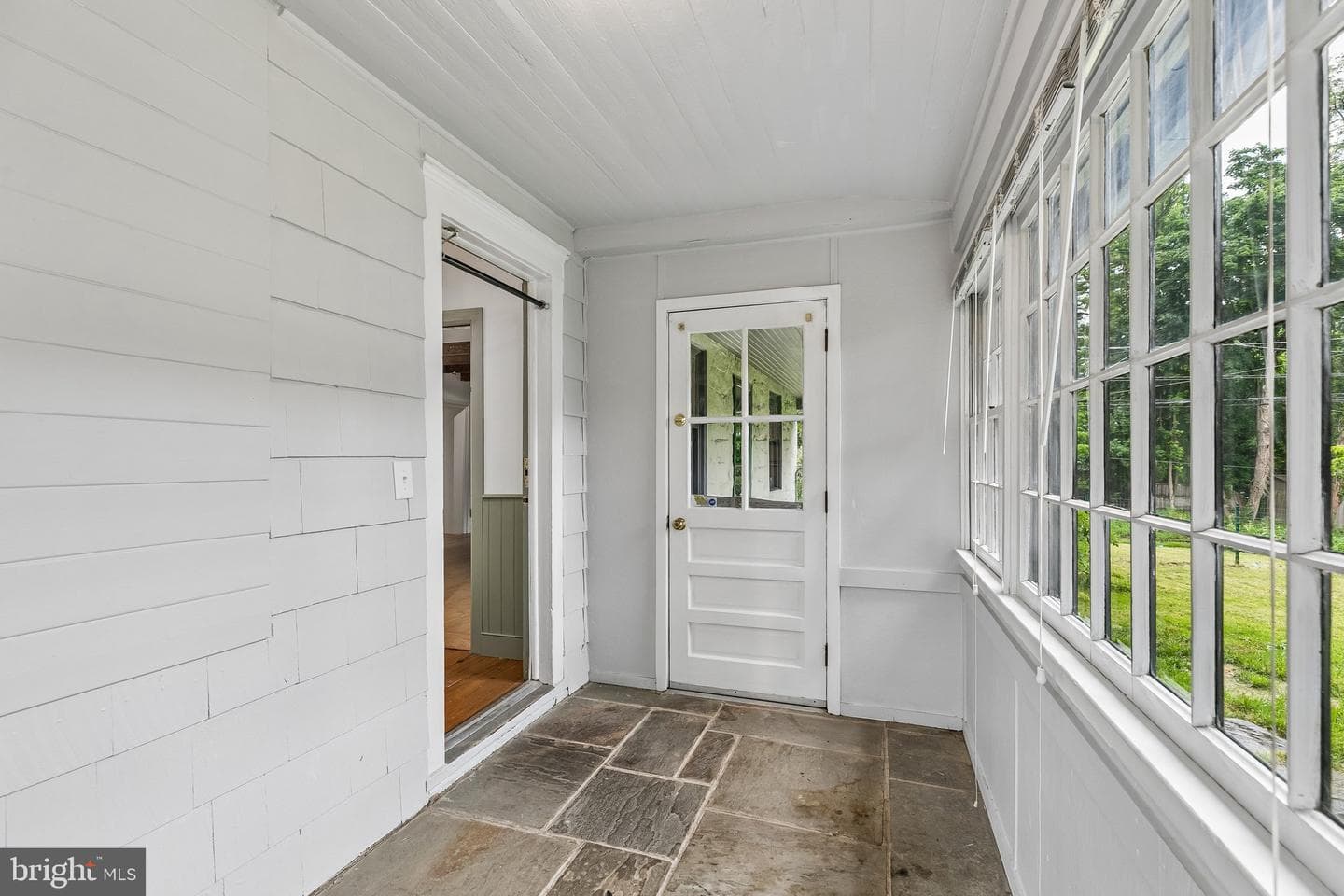 1139 Fairview Road photo 15