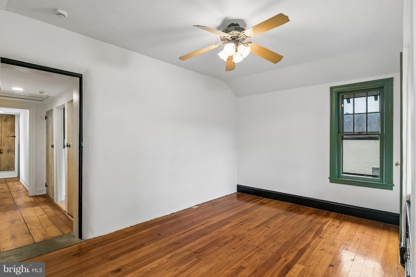 1139 Fairview Road photo 21