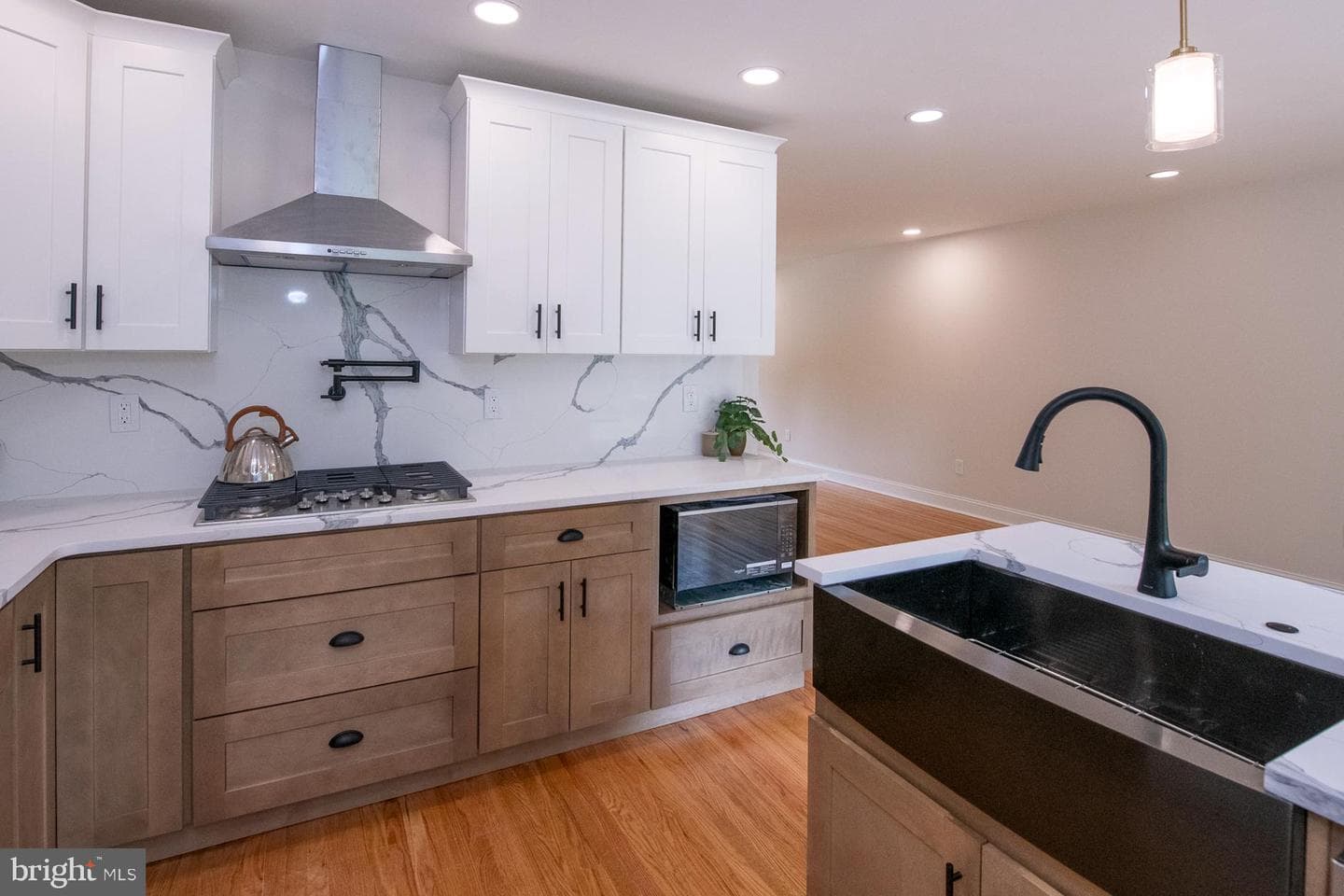 413 Ellis Road photo 6