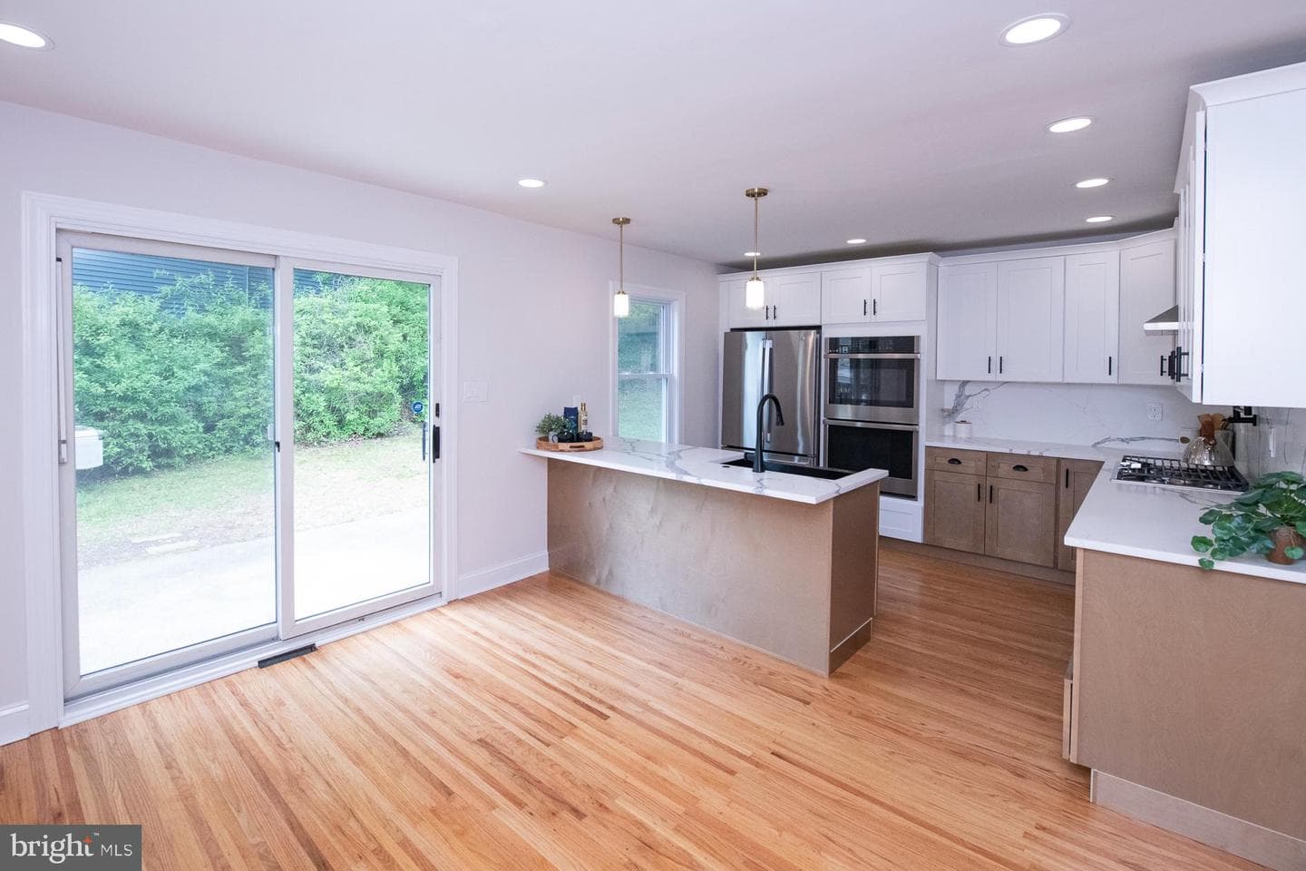 413 Ellis Road photo 8