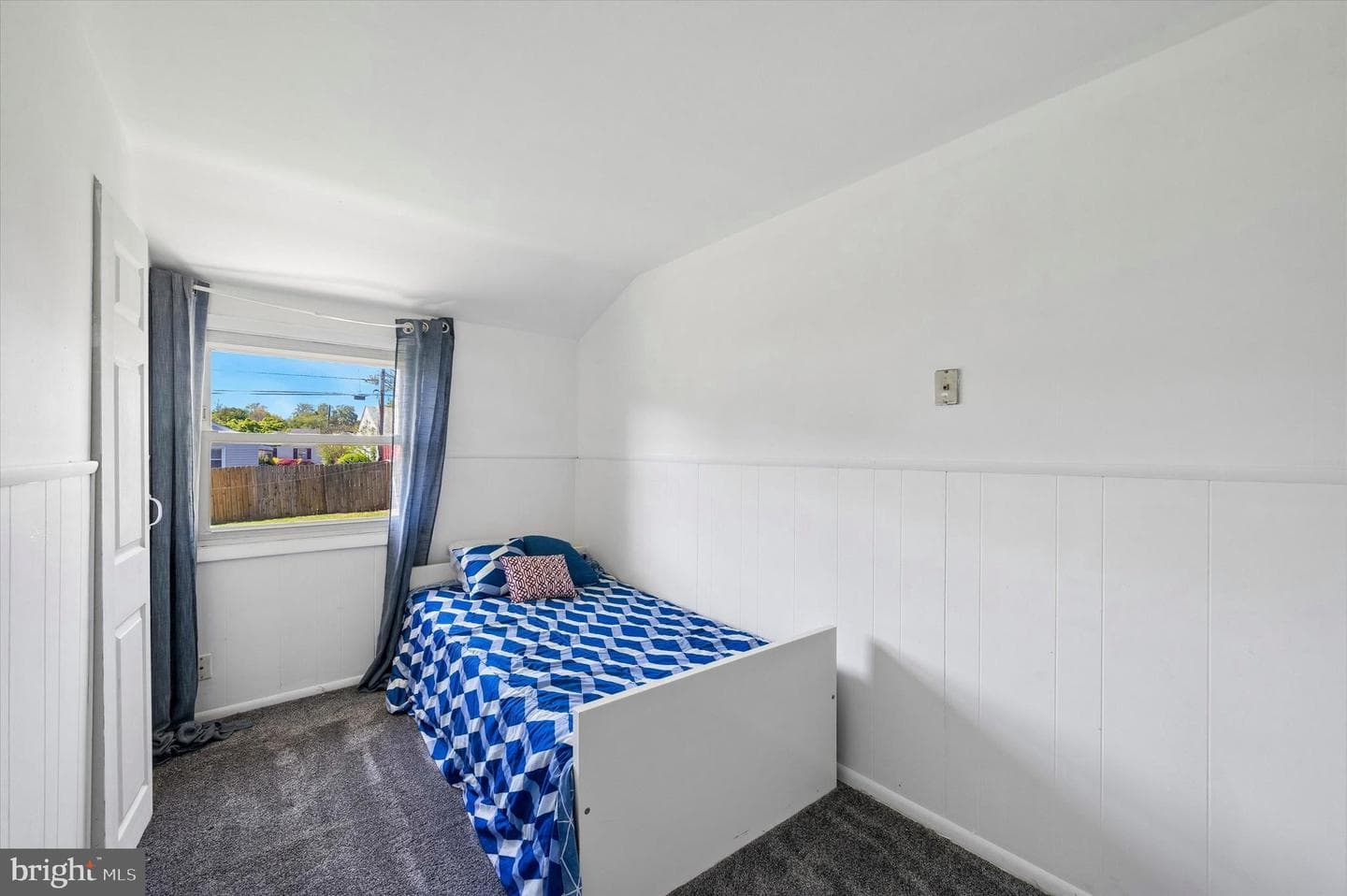 5 Stuart Drive photo 16
