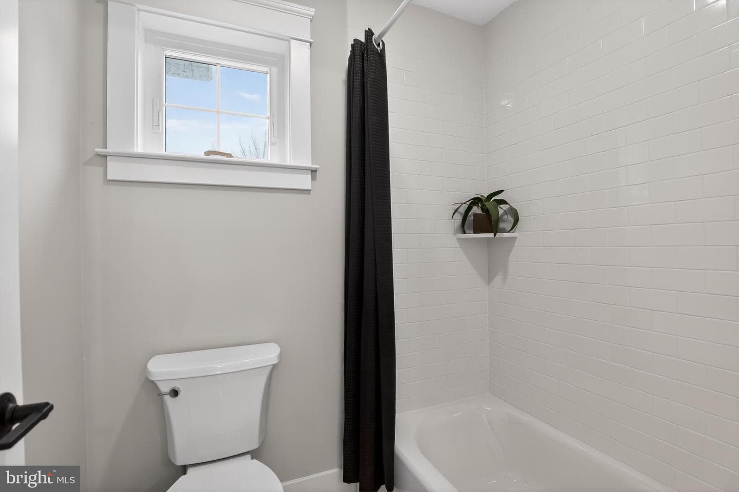 496 Darlington Road photo 32