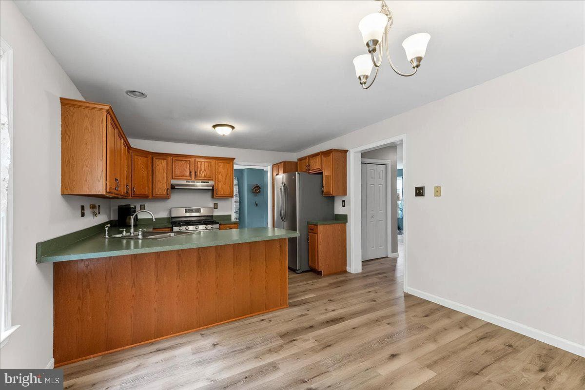 3174 William Road photo 13