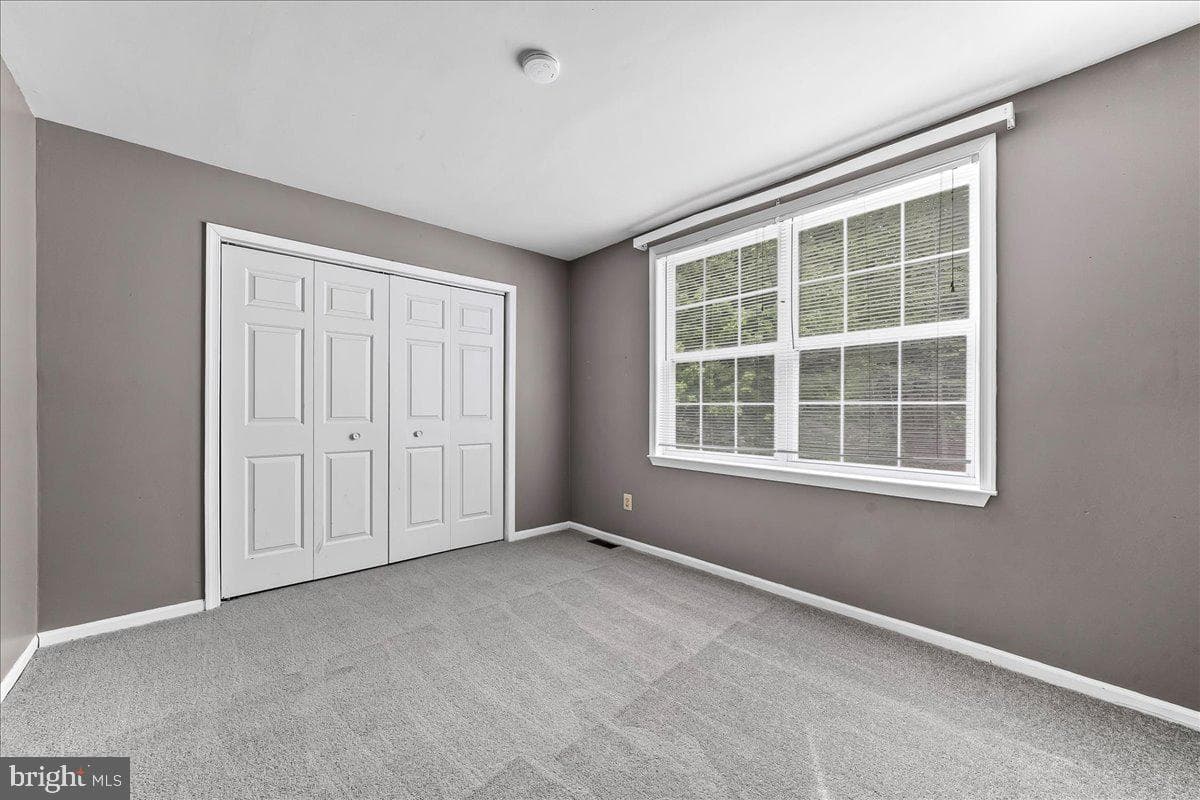 3174 William Road photo 31