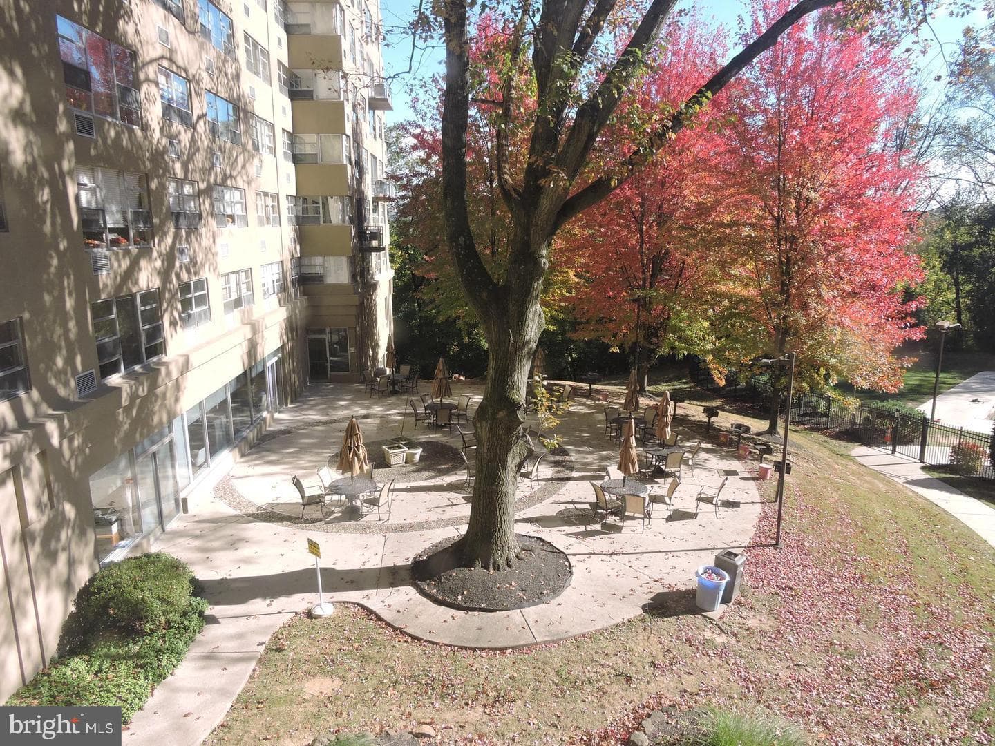 1030 E Lancaster Ave #711 photo 20