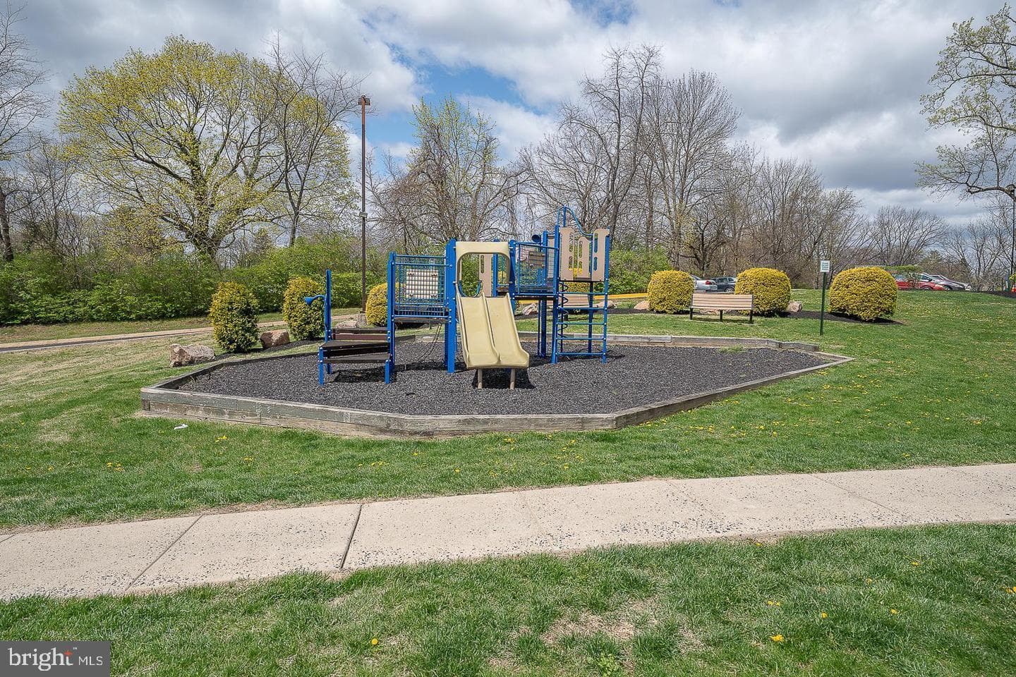 1030 E Lancaster Ave #711 photo 25