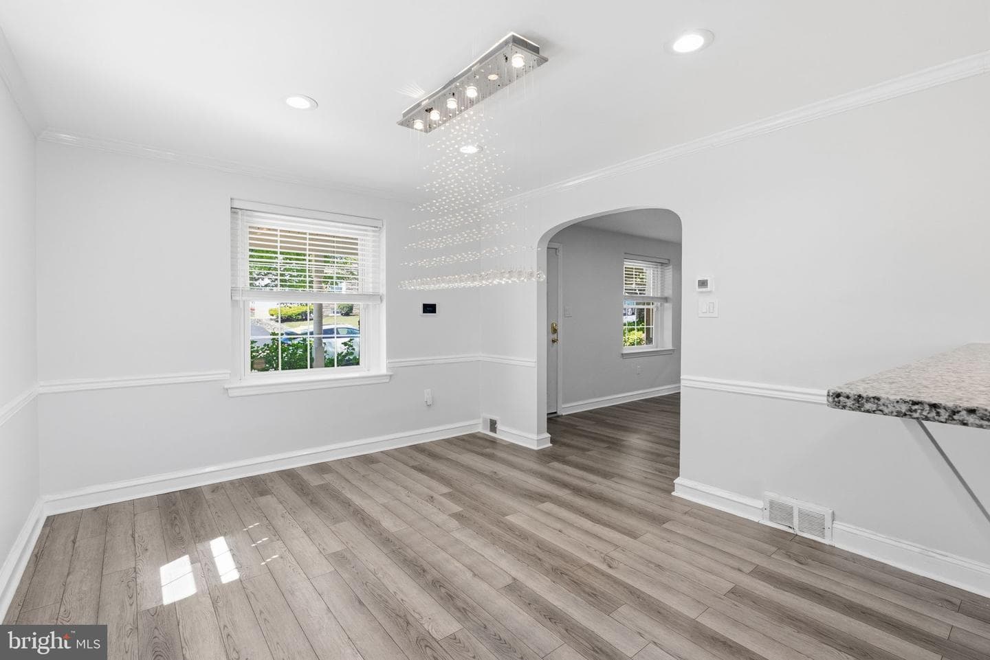 525 Broadview Road photo 20