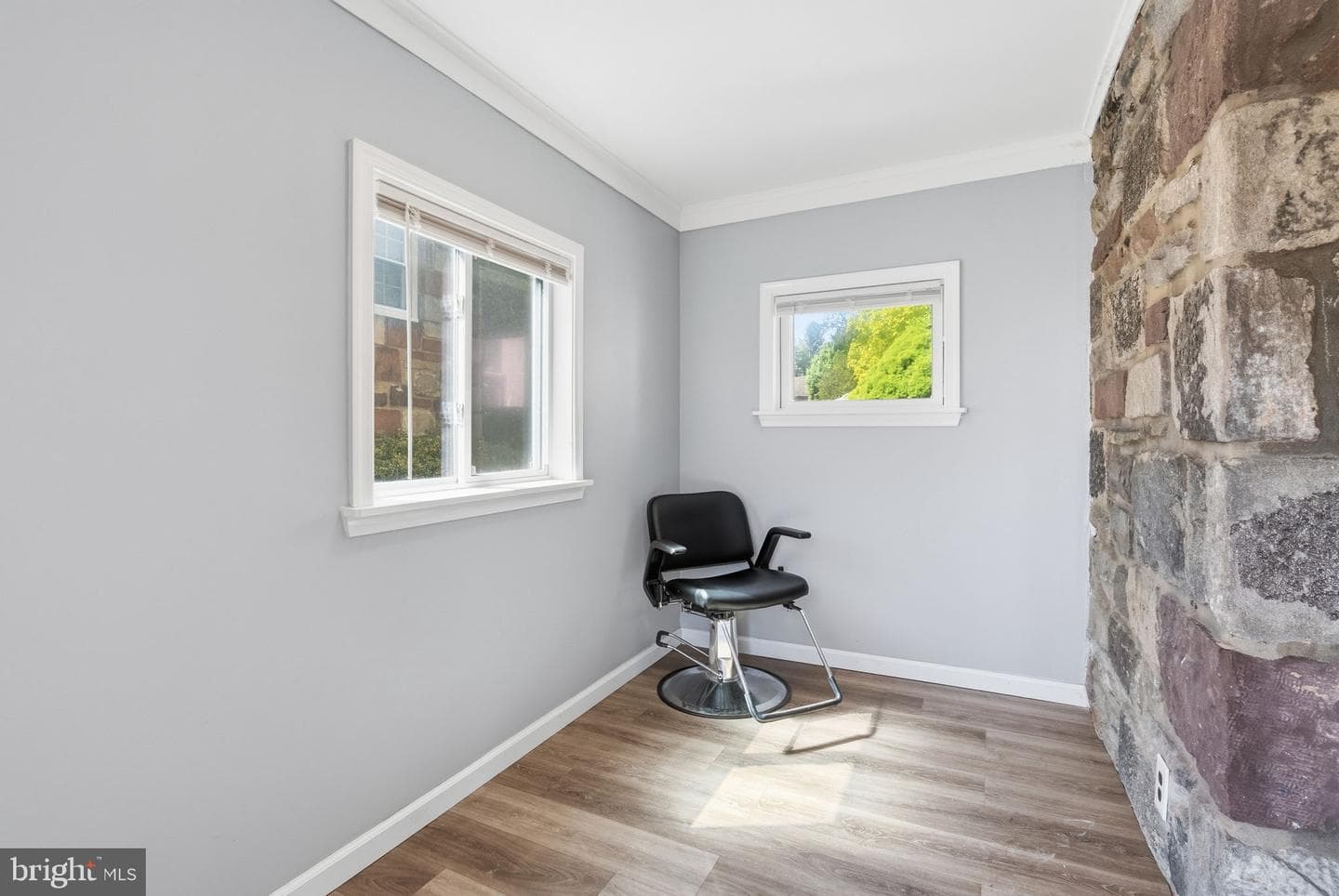 525 Broadview Road photo 23