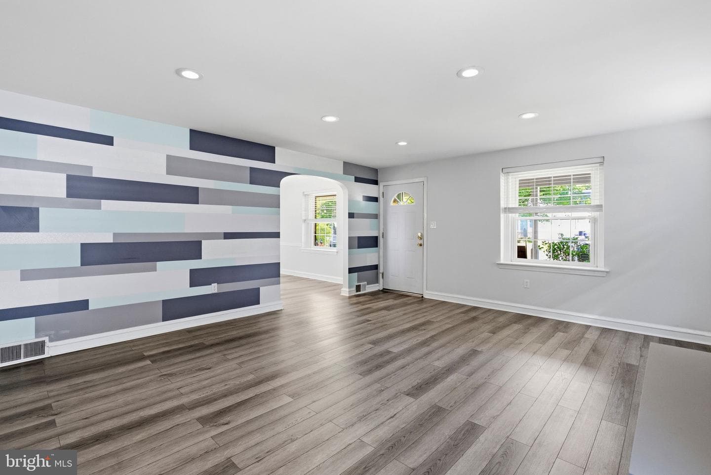 525 Broadview Road photo 7