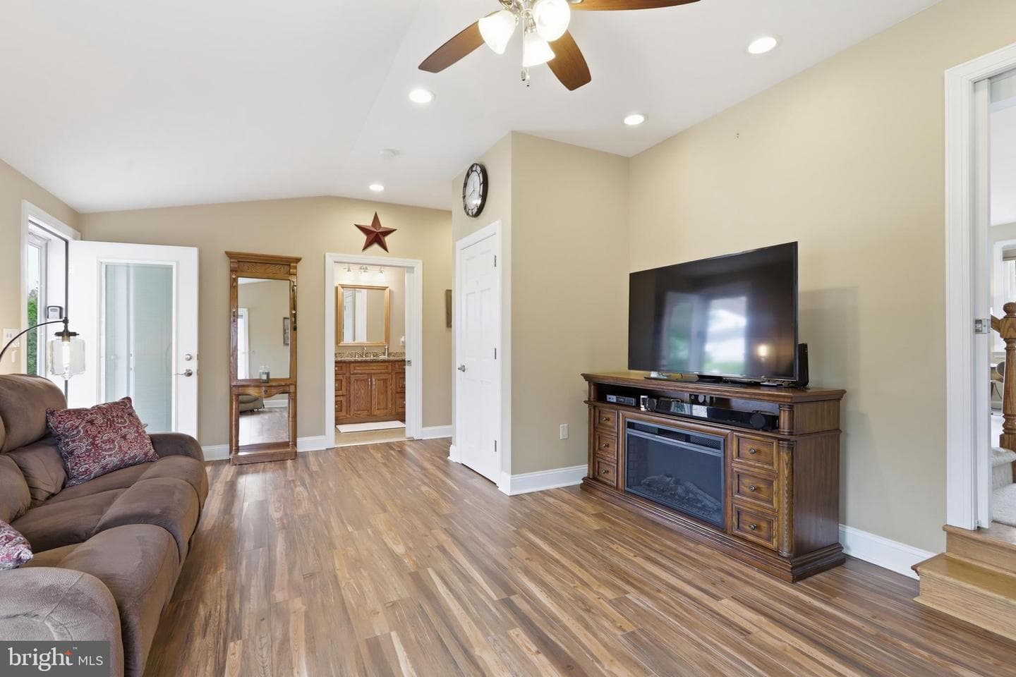 104 Bonsall Avenue photo 17