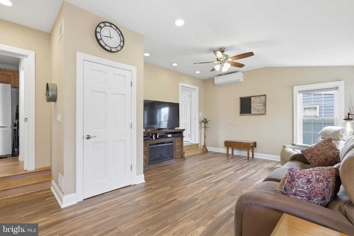 104 Bonsall Avenue photo 18