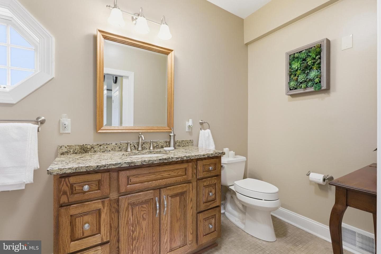 104 Bonsall Avenue photo 19