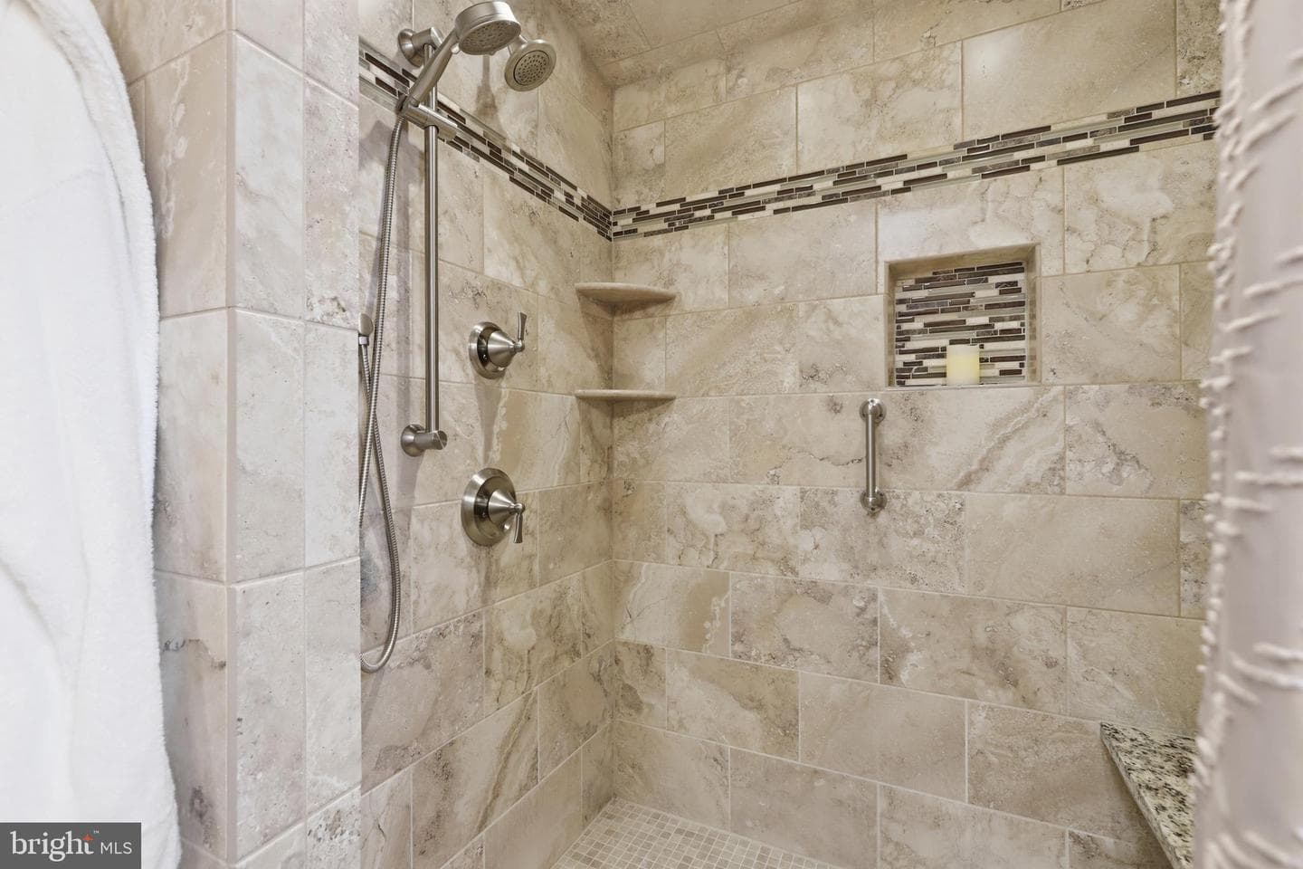 104 Bonsall Avenue photo 21
