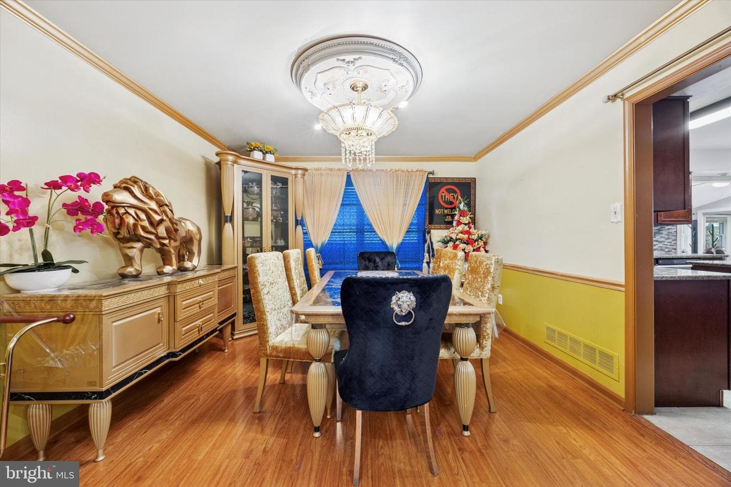 506 Flora Circle photo 15